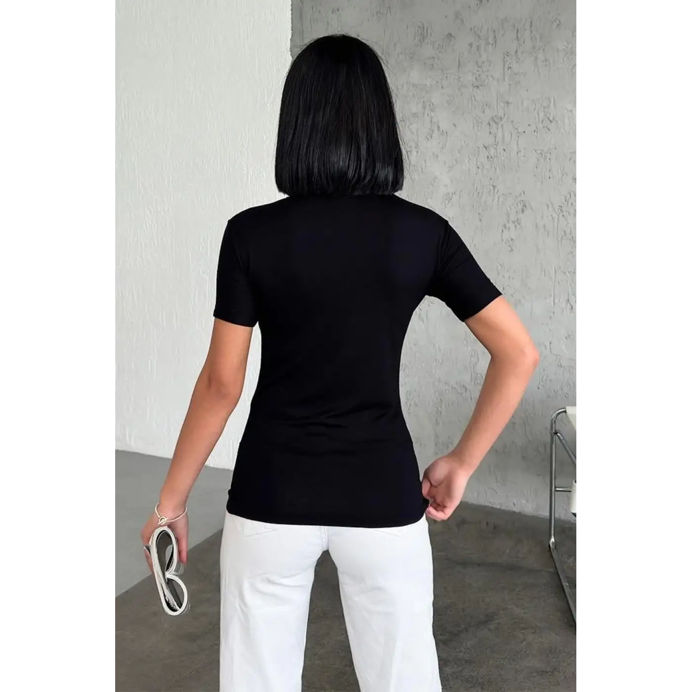 Rahat Ve Şık Kısa Kollu Bisiklet Yaka Likralı Viskon Penye Body Siyah