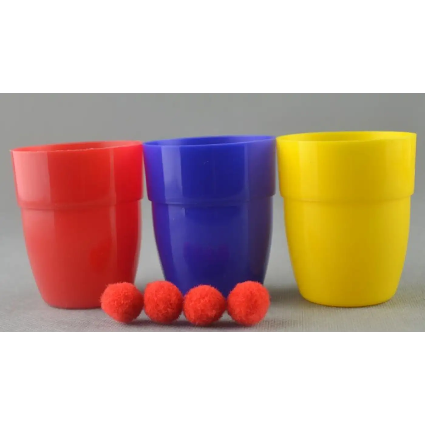 Renkli Kupalar ve Toplar Sihirbazlık Başlangıç Seti