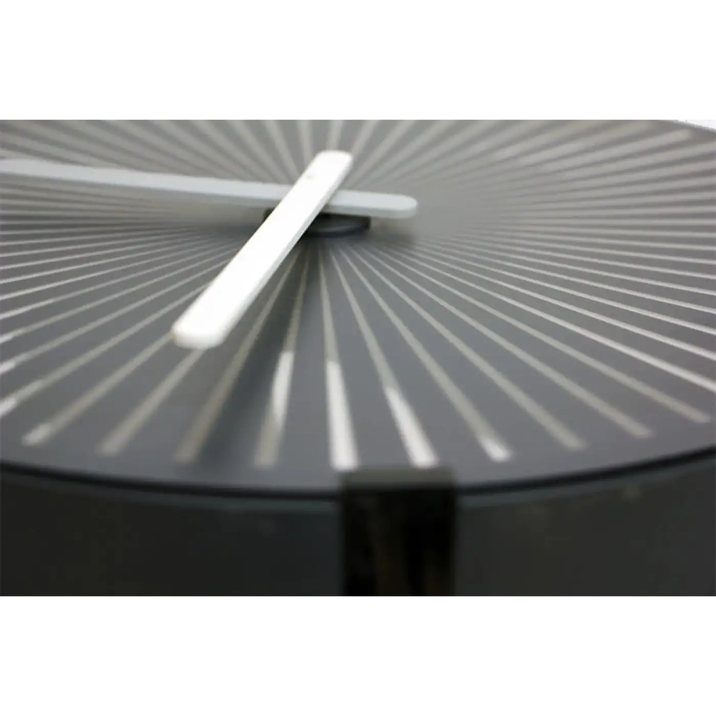 Saat Hareketli Dansçı