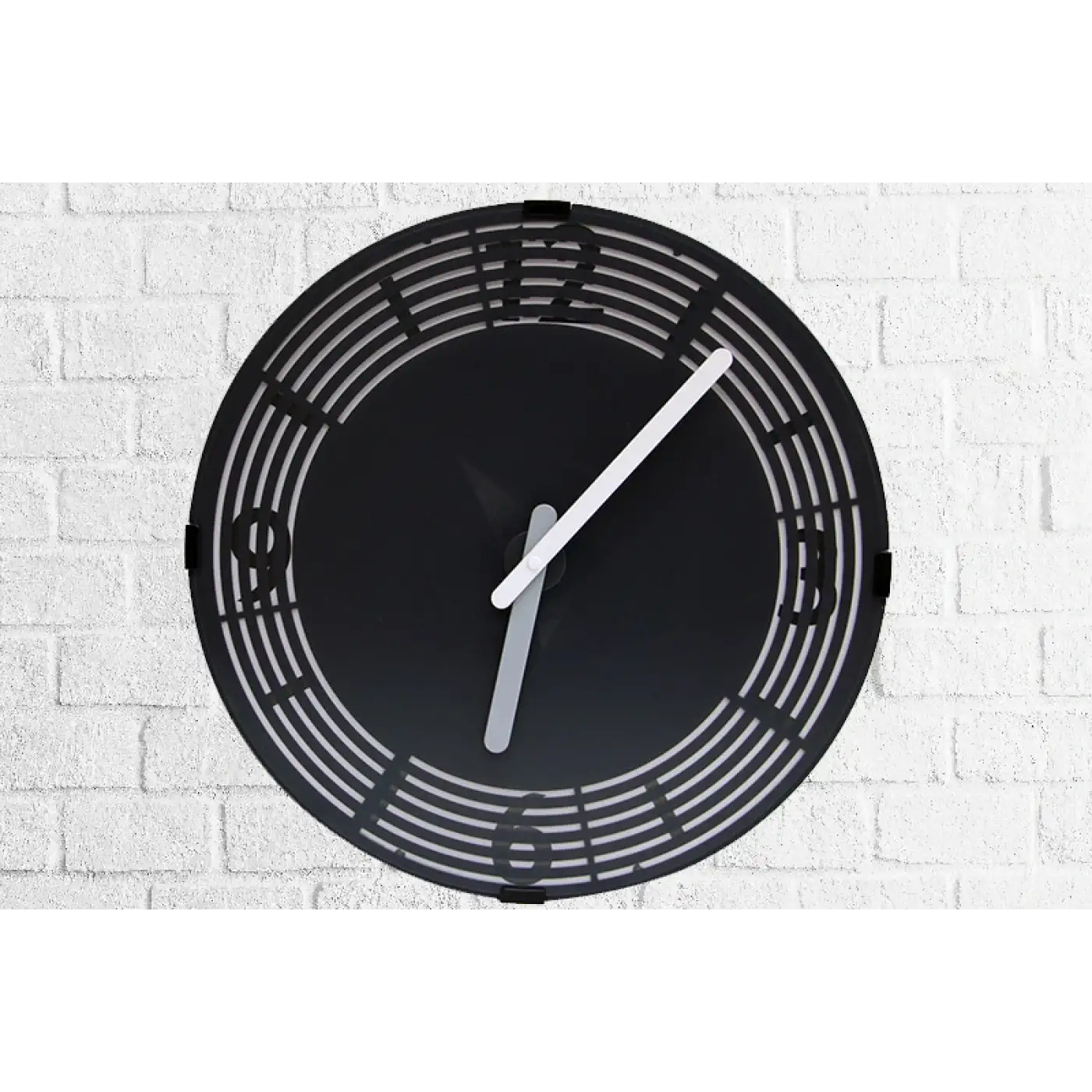 Saat Hareketli Roma Rakamlı