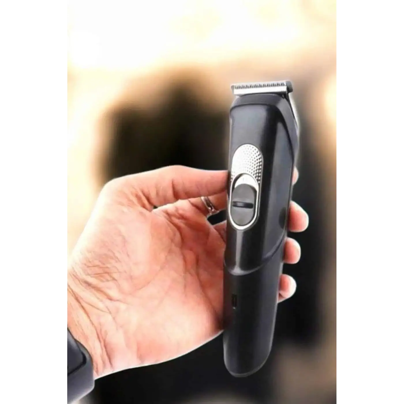 Saç Sakal Tüy Kısaltma Makinesi  Lazer Epilasyon Öncesi Ense Kesme Makine