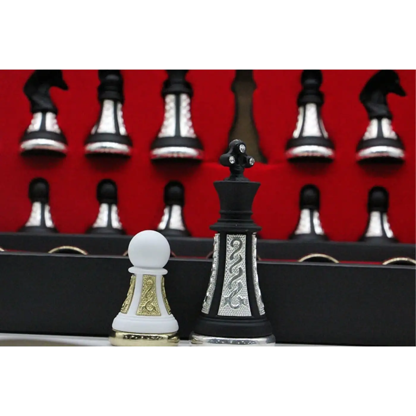 Satranç Polyester İşlemeli