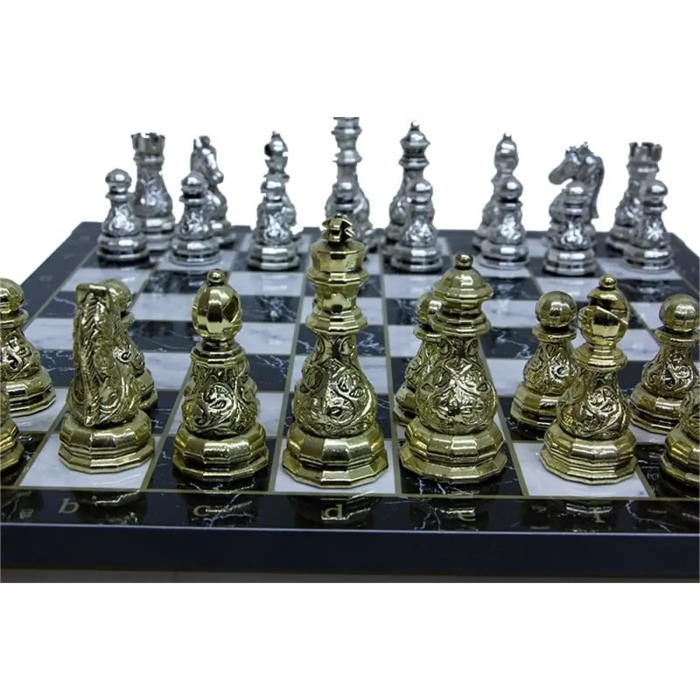 Satranç Seti Köşeli Desenli Zamak Tablalı