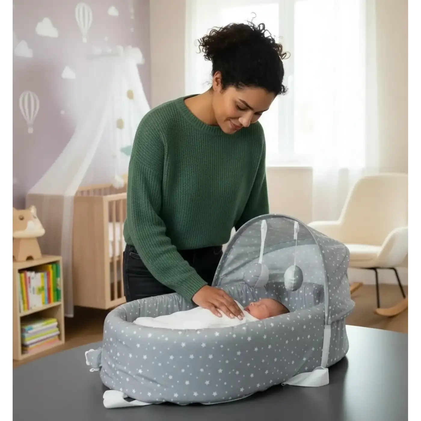 Taşınabilir Portatif Bebek Yatağı,Sırt Çantasına Dönüşebilen Portatif Bebek Beşiği (Gri)
