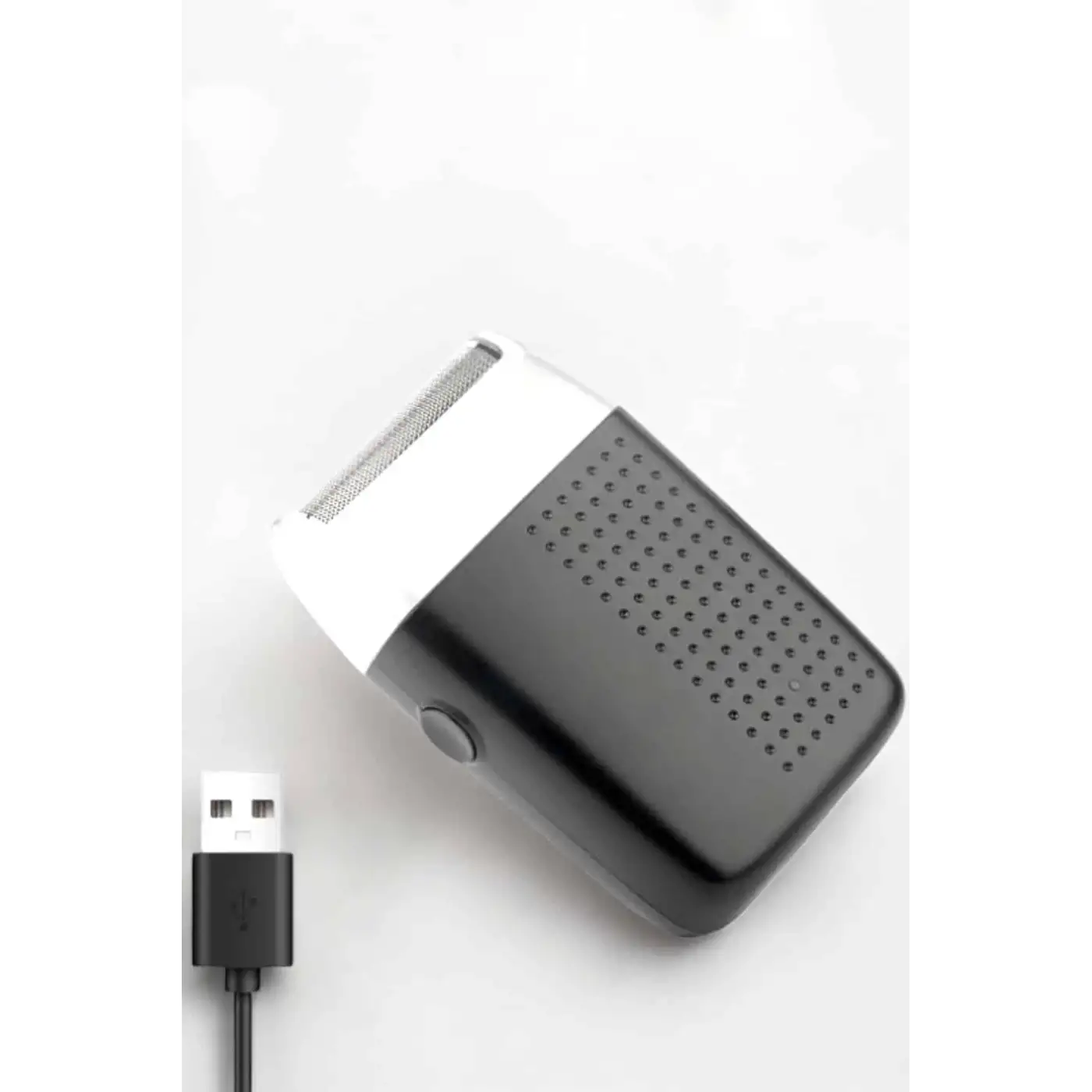 Tıraş Makinesi Islak Ve Kuru Kullanıma Uygun Kablosuz Taşınabilir