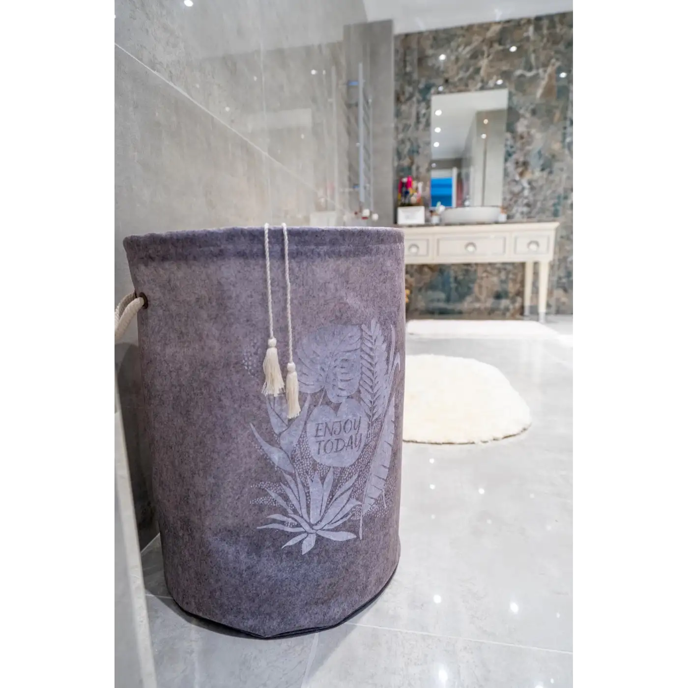 Torbalı ve Kulplu Püskül Detaylı Düzenleyici Çok Amaçlı Organizer Keçe Sepet -03631