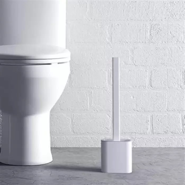 Duvara Monte Edilebilir Kapaklı Askılı Klozet Yumuşak Silikon Başlıklı Tuvalet Fırçası Seti