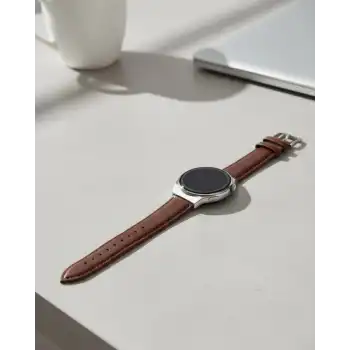 AMOLED Ekranlı 10 Gün Kullanım Süreli Torch Özellikli Akıllı Saat