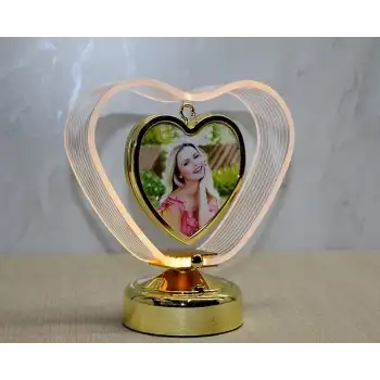 Kişiye Özel Fotoraf Alanli Kalpli Led Çerceve Alk4450