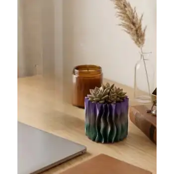 Modern Dalgalı Yüzey Tasarımlı Mor 3D Dekoratif Saksı Vazo