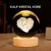LED Işıklı Kalp Desenli Cam Küre Büyük Boy Ahşap Tabanlı
