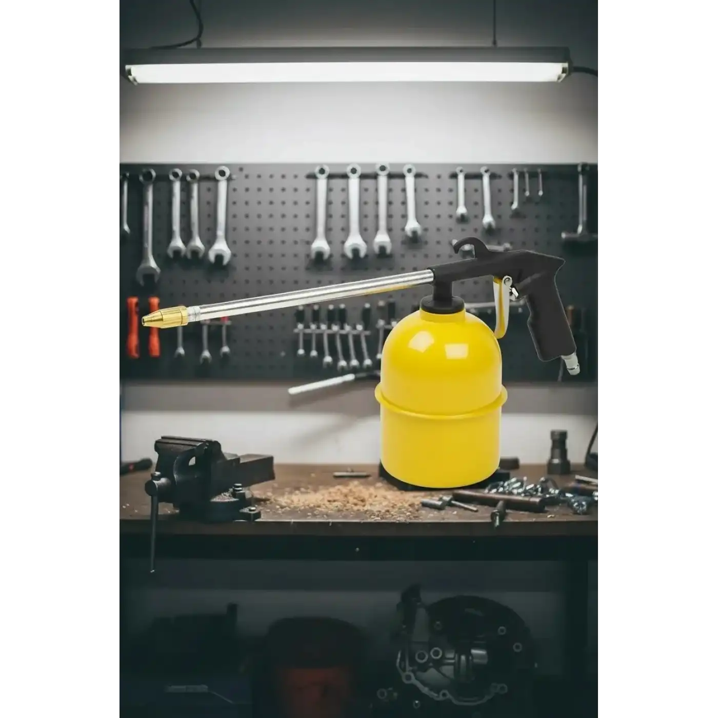 Profesyonel Oto Motor Temizleme Mazot Tabancası 600 ml Hava Püskürtücü Yağ Çözücü