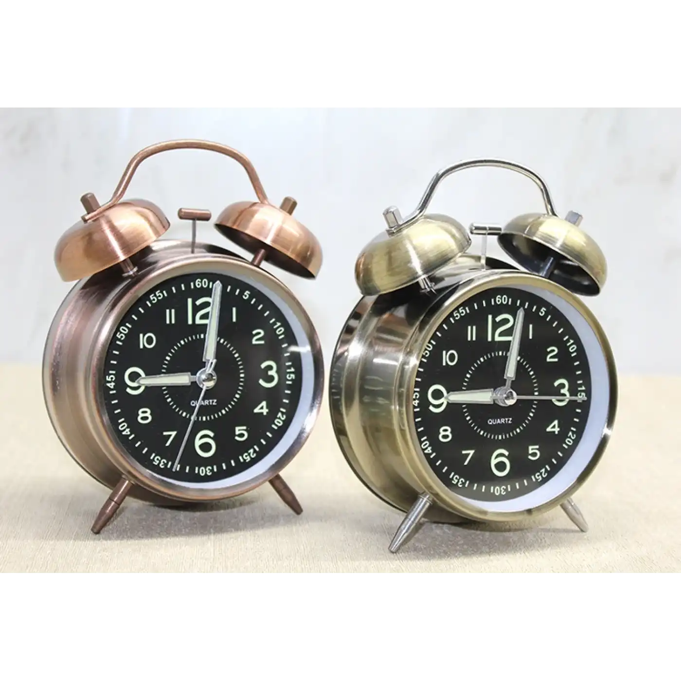 Antik Metal Çalar Saat Model 1