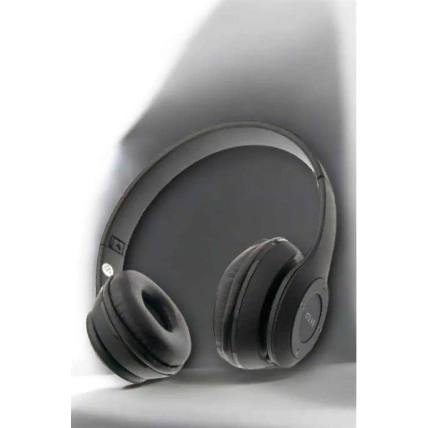 Ayarlanabilir Kafa Bandı ile Yüksek Performanslı Bluetooth Kulaklık