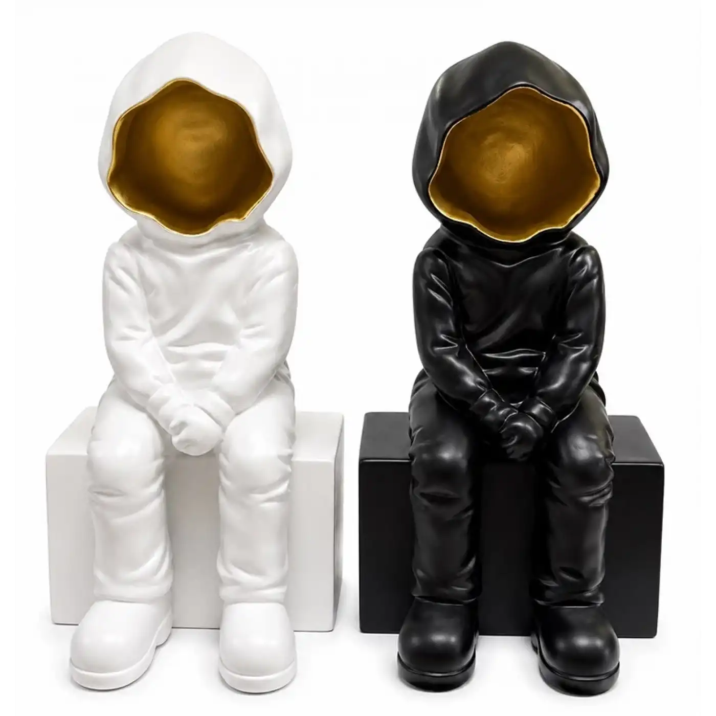 Dekoratif Polyester Oturan Astronot Biblosu Alk5302
