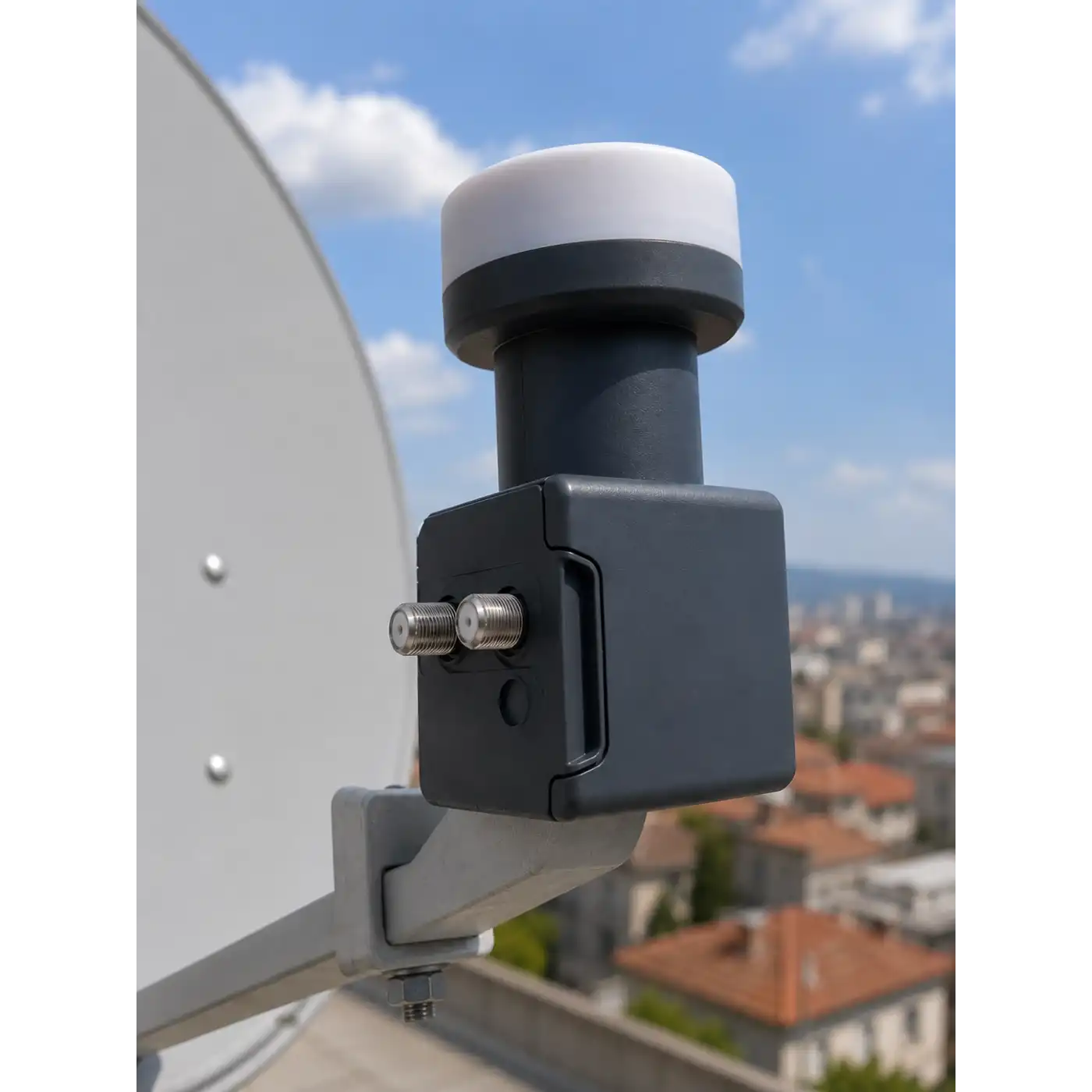 DLYNRH200 LNB İKİ GİRİŞLİ