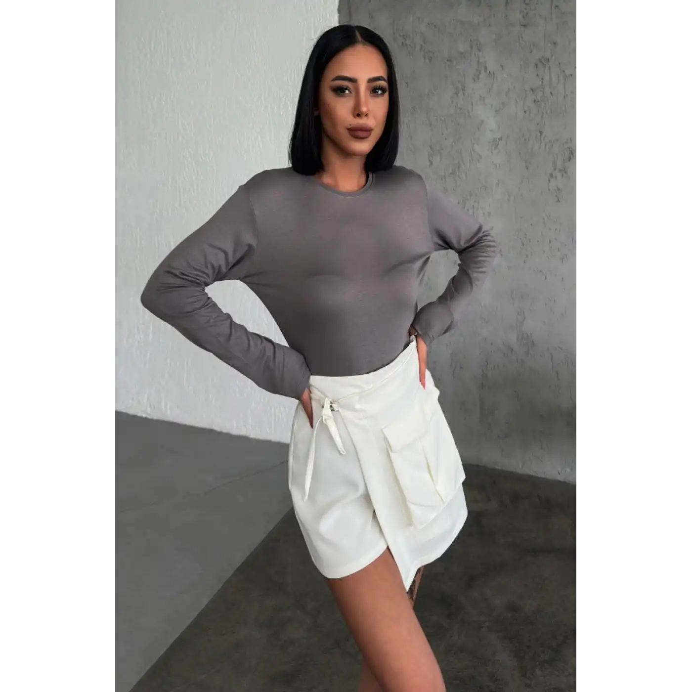 Rahat Ve Şık Uzun Kollu Bisiklet Yaka Likralı Viskon Penye Body Füme