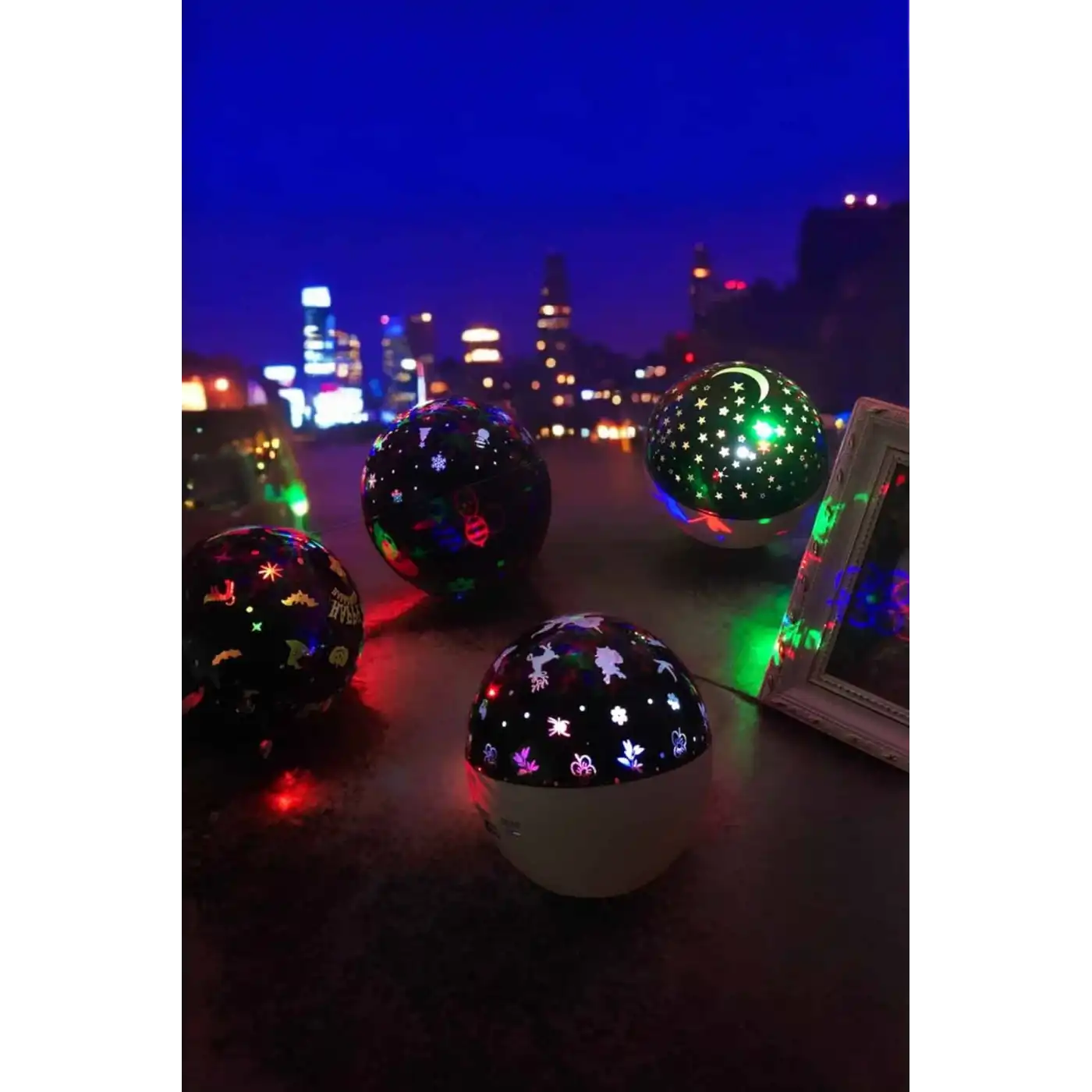 Gece Lambası Projeksiyon Görünümlü Şarjlı Yıldızlı Yuvarlak