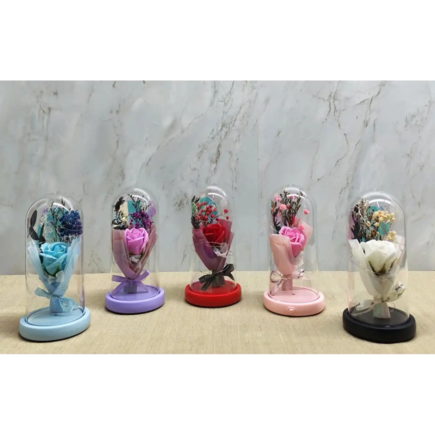 Işıklı Müzikli Cam Fanus İçinde Lavantalı Romantik Gül