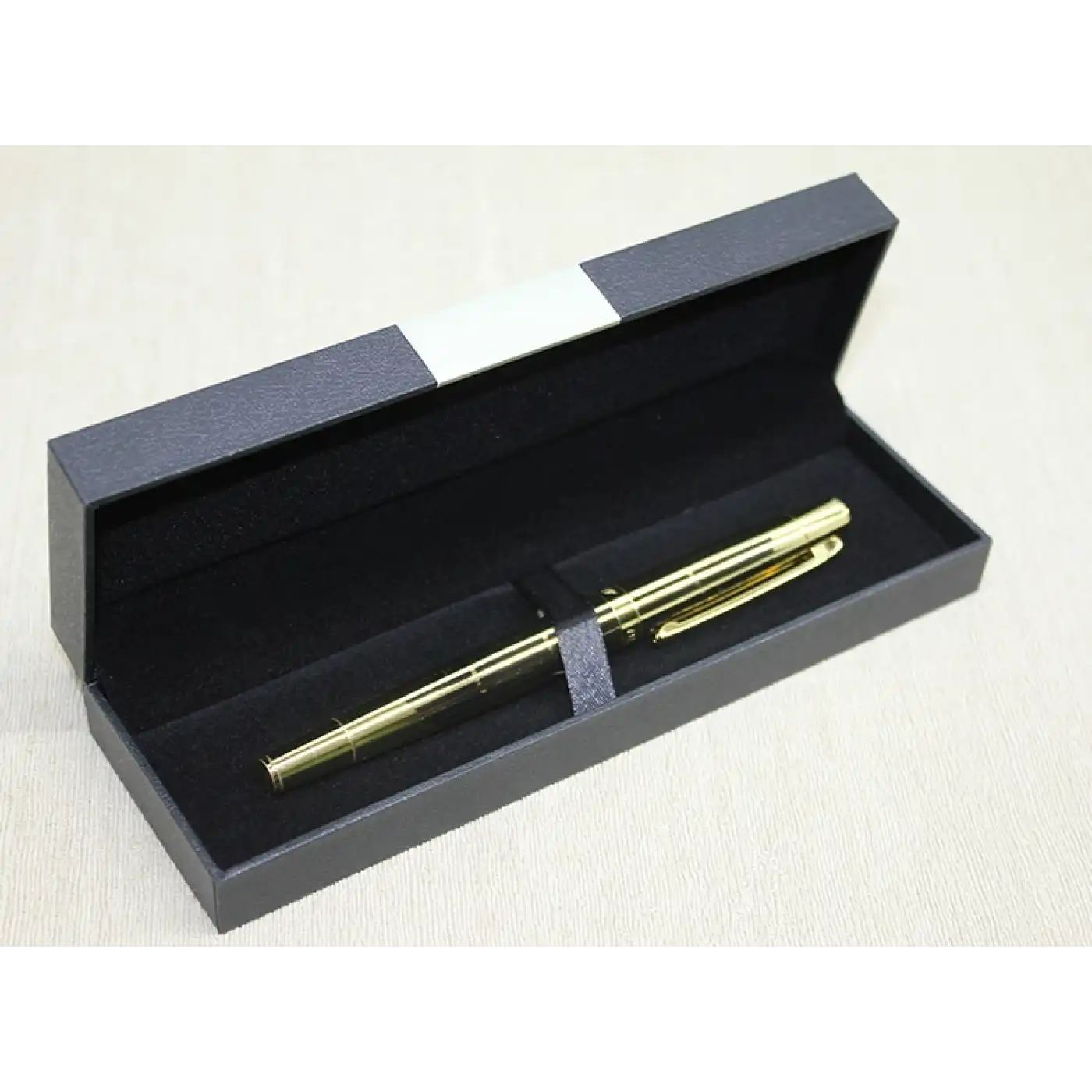 Kutulu Tekli Tükenmez Kalem Model 16