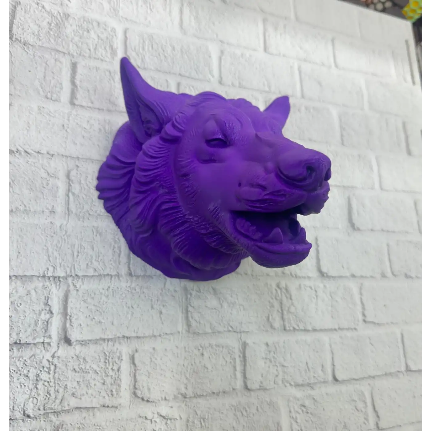 Mor Renk 3D Kurt Başı Duvar Dekoru Asılabilir Maskot Heykel 25x19 cm