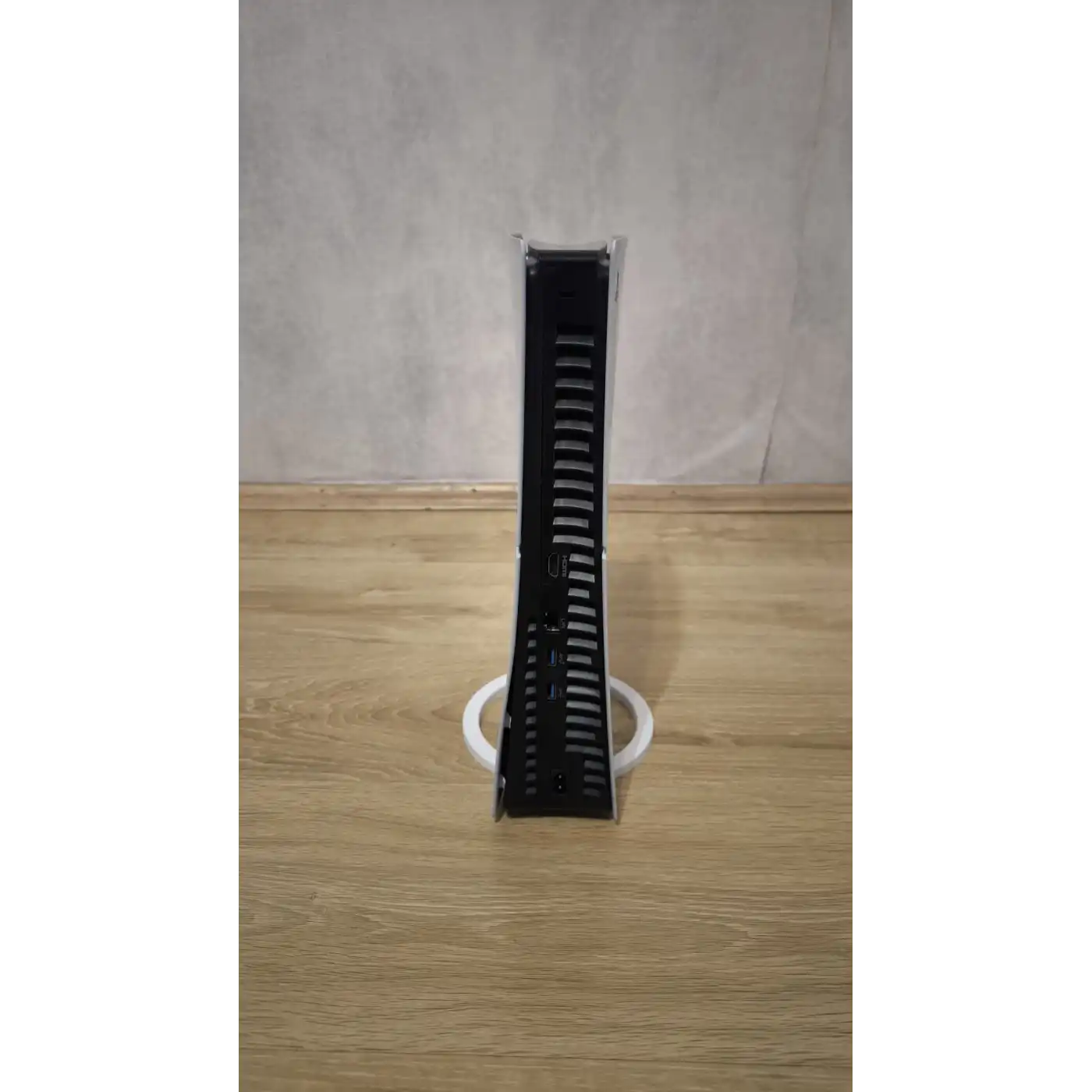 Oyun Konsolu Tutucu Şık ve Minimal Masa Üstü Stand