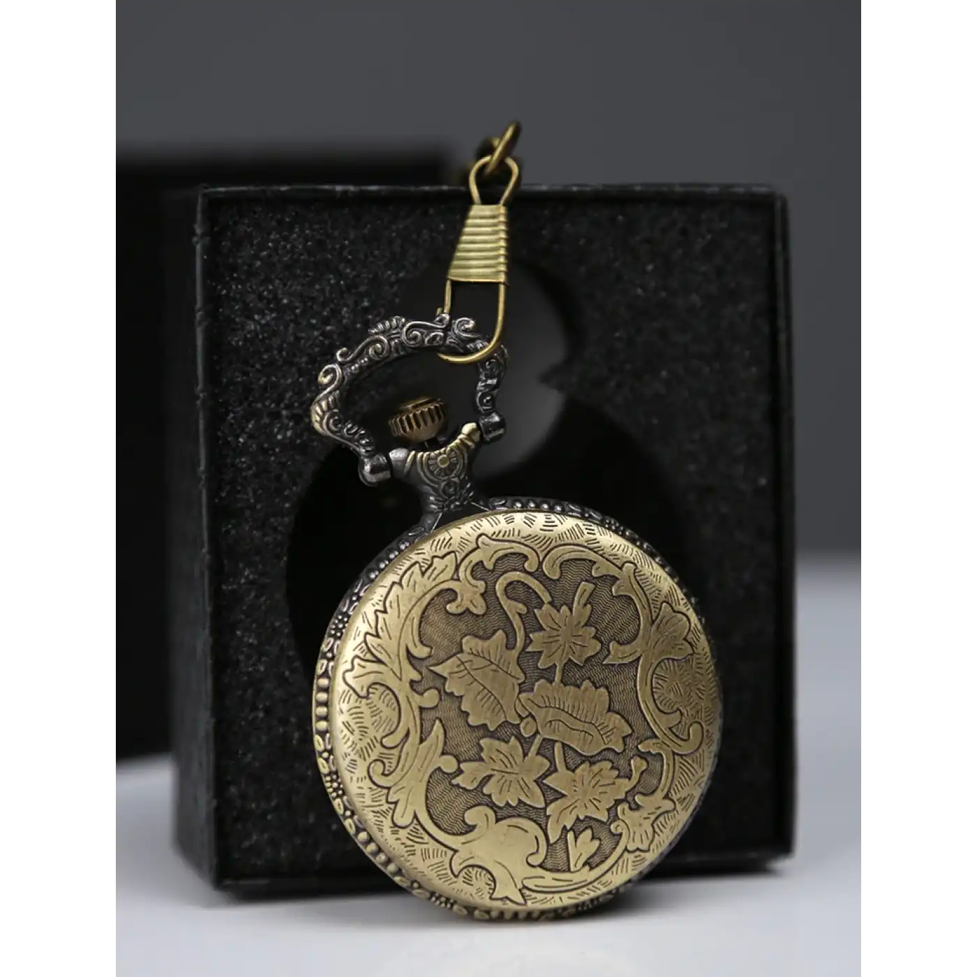 Özel Kutulu Dragonlu Antik Köstekli Saat