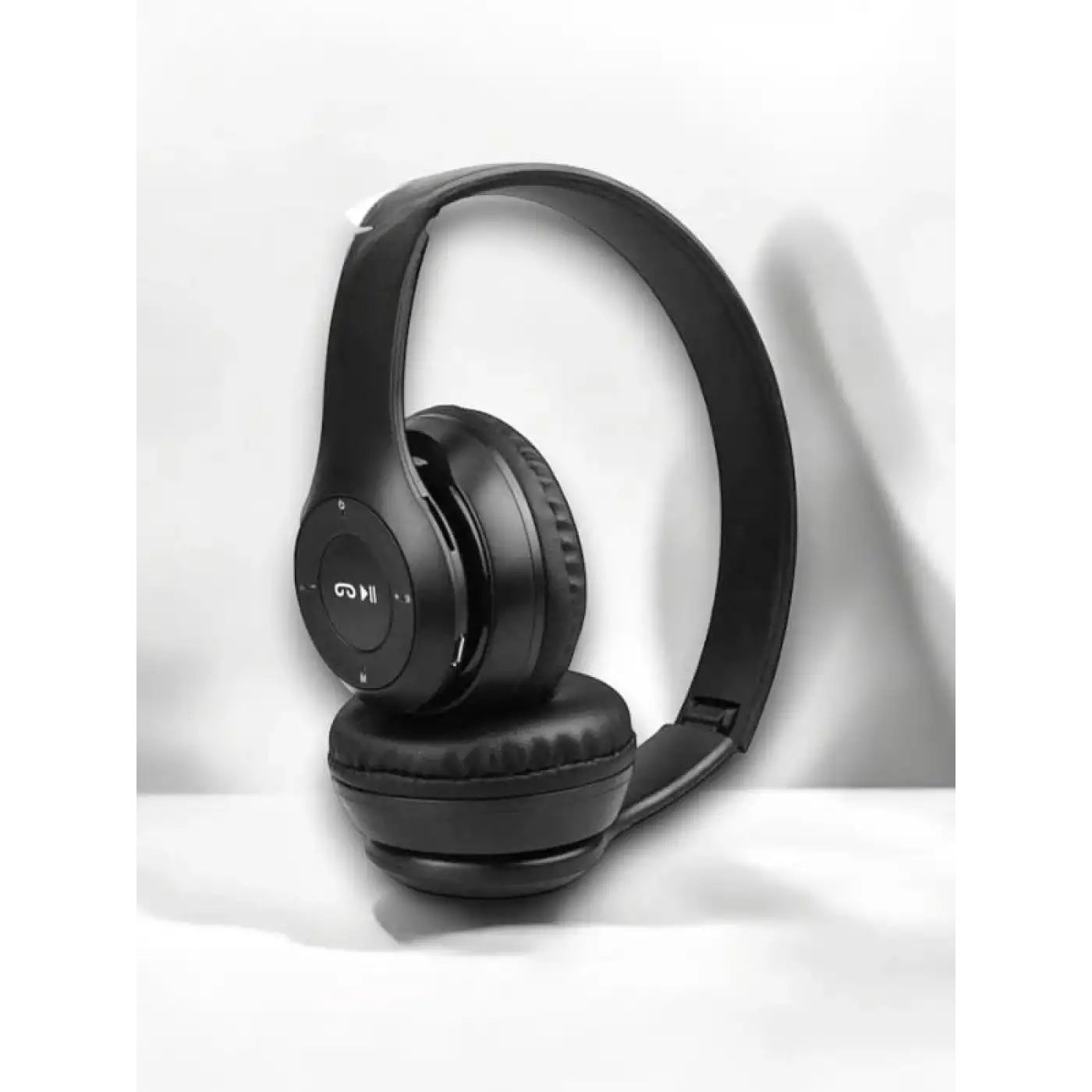 P47 Kulak Üstü Bluetooth Kulaklık