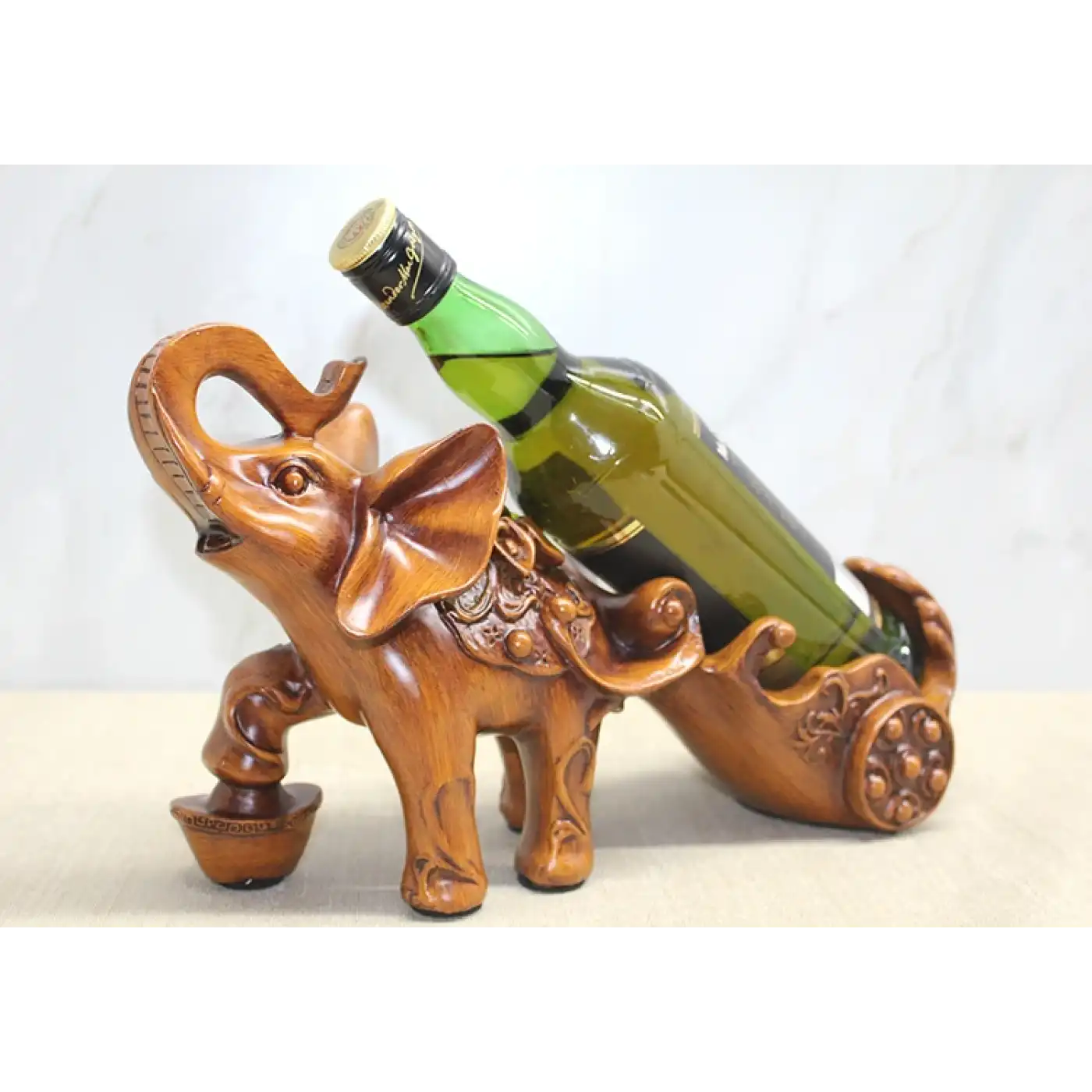 Polyester Fil Figürü Şaraplık