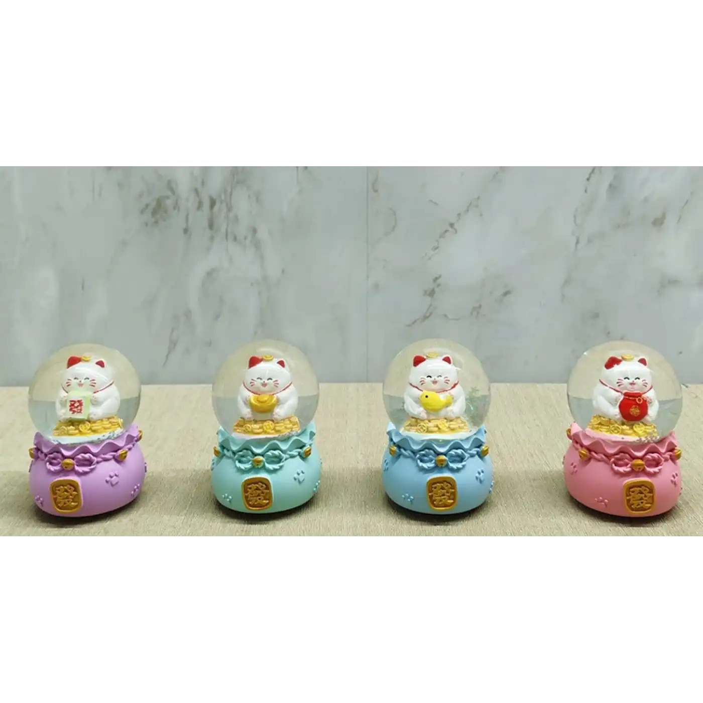 Şans Kedisi Işıklı Kar Küresi