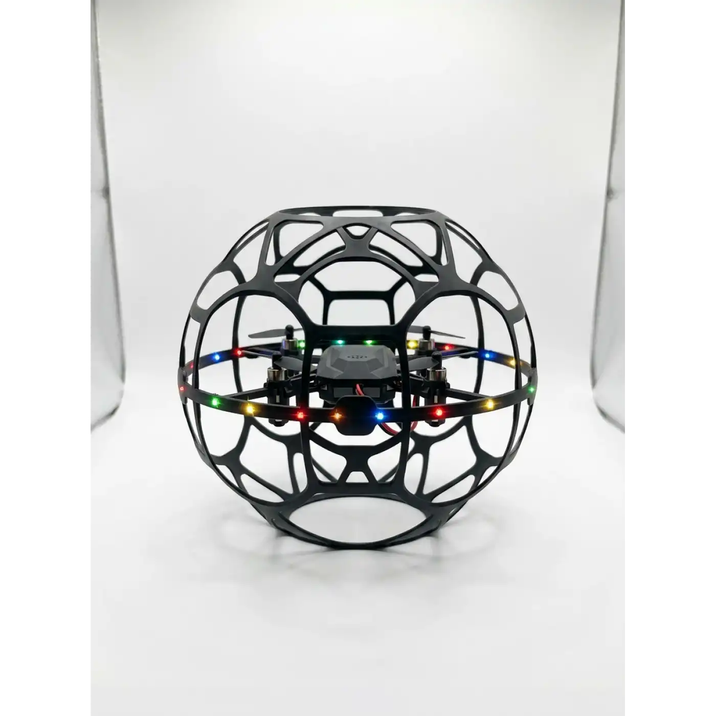 Koruyucu Kafesli Dron El Hareketiyle Kontrol Edilebilen Uçan