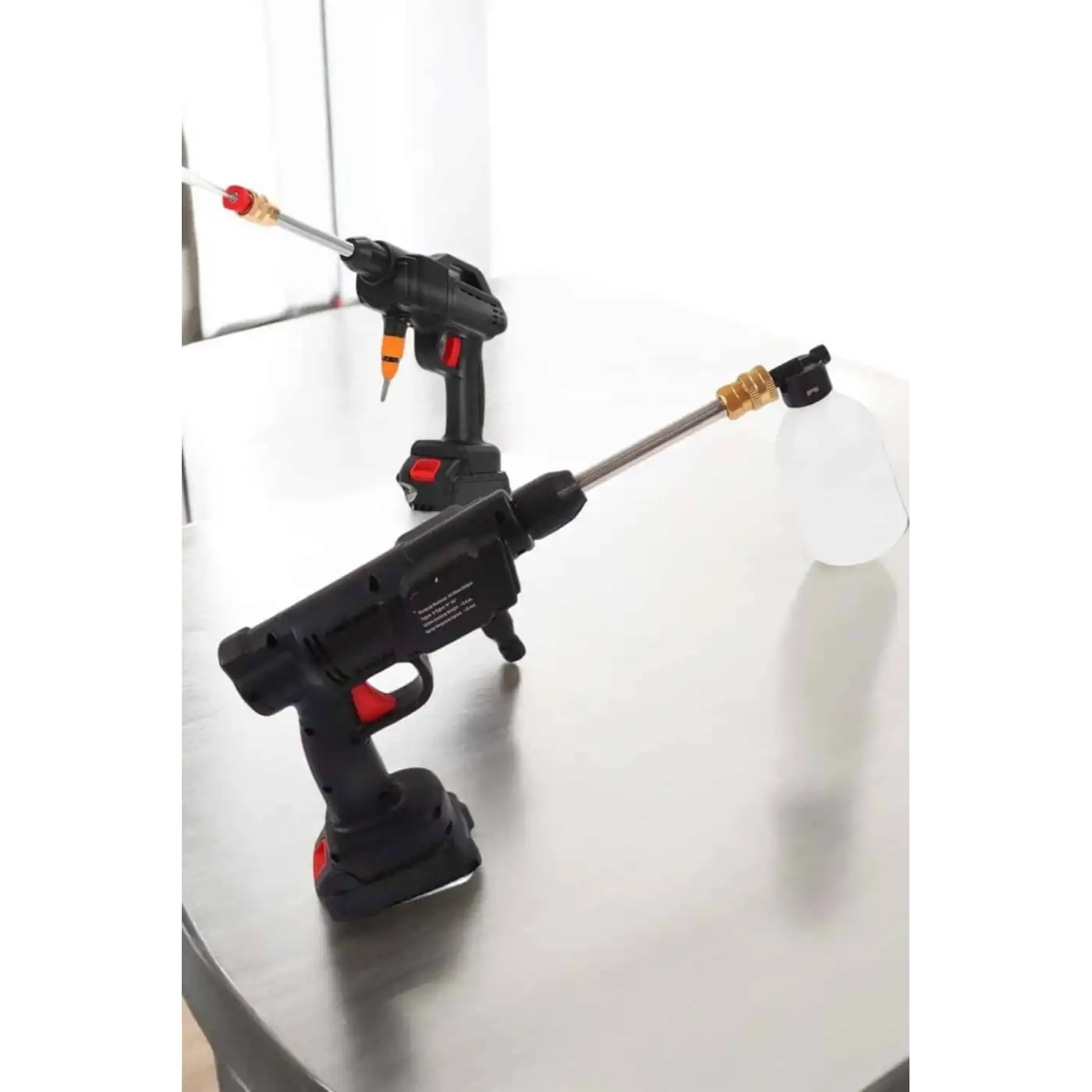 Şarjlı Oto Yıkama Tabancası Su Basınçlı Hazneli Bataryalı