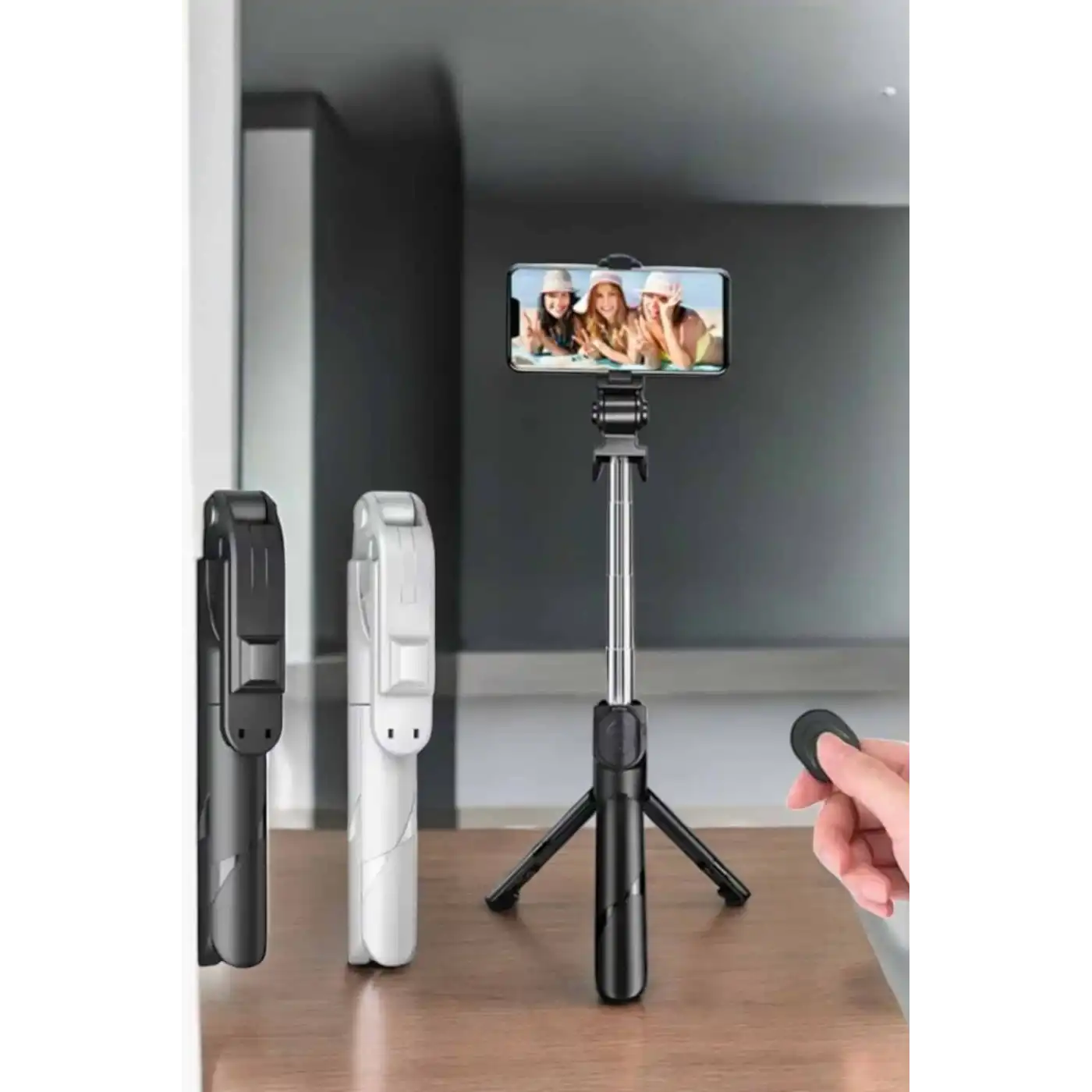 Selfie Çubuğu Tripod Kumandalı Telefon Tutucu Siyah