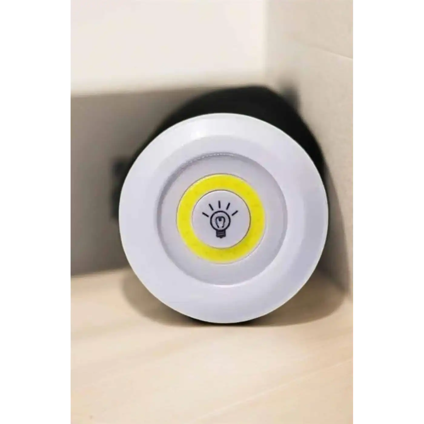 Spot Lamba Led Işık 3lü Uzaktan Kumandalı Pilli Yapışkanlı Kablosuz Yeni Nesil