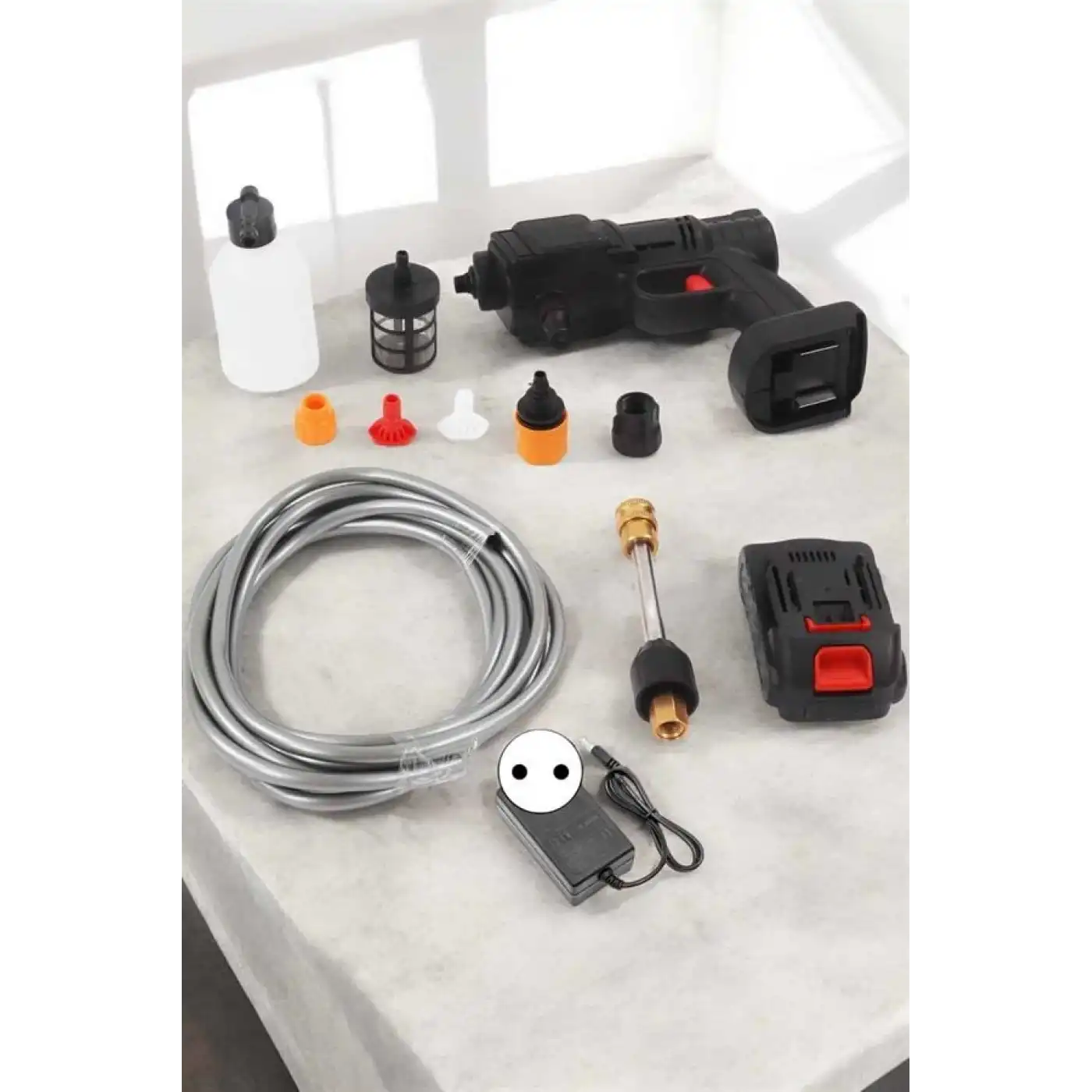 Yeni Nesil Araç Yıkama Şarjlı Tabancası Basınçlı Su Hazneli