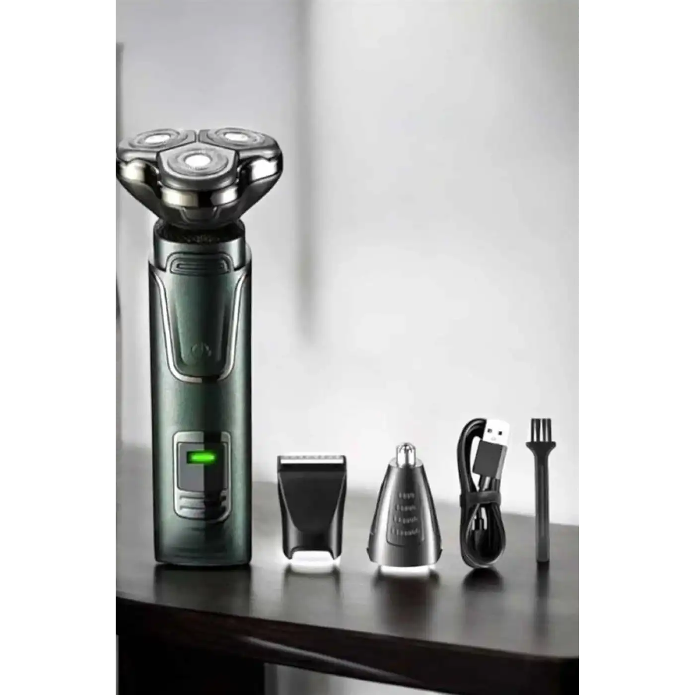 Yüksek Performanslı 3 Başlıklı Profesyonel Tıraş Makinesi