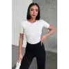 Rahat Ve Şık Kısa Kollu Bisiklet Yaka Likralı Viskon Penye Body Beyaz