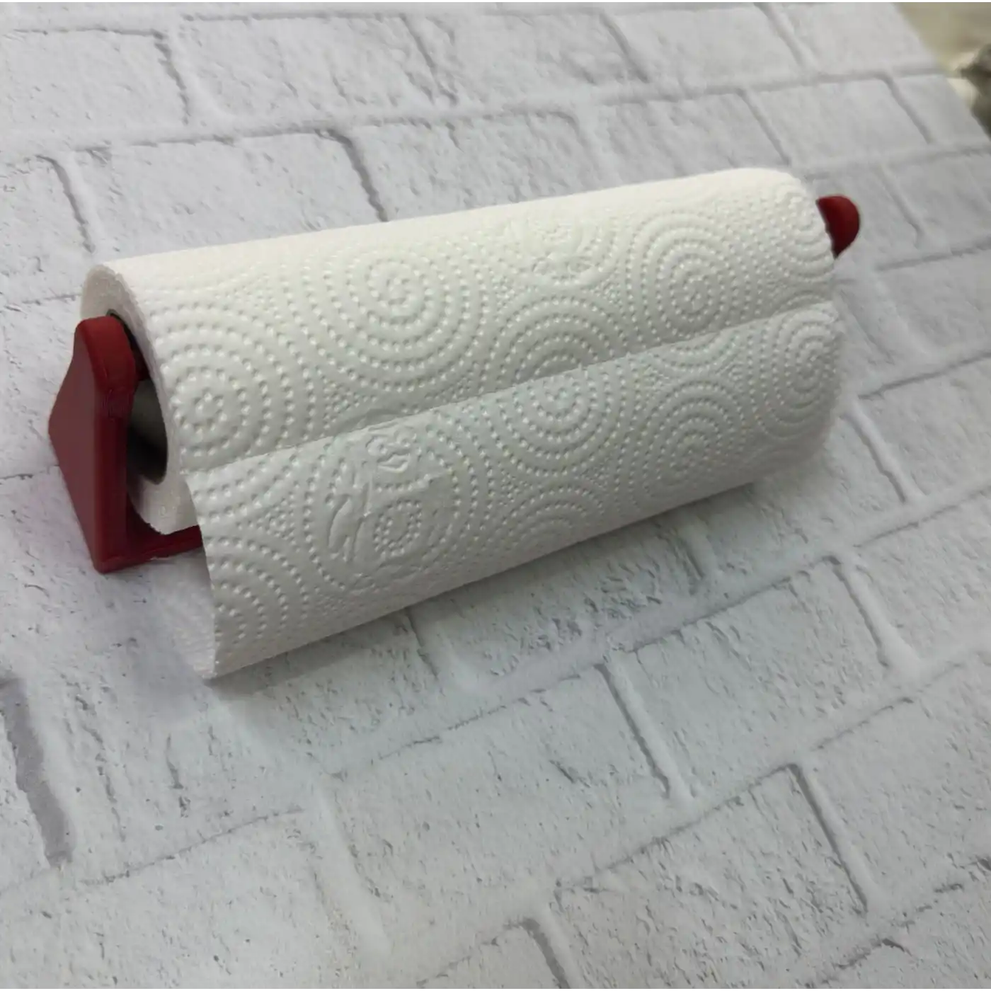 Dekoratif Kırmızı Kağıt Havlu Tutucu Duvar Askılı Model