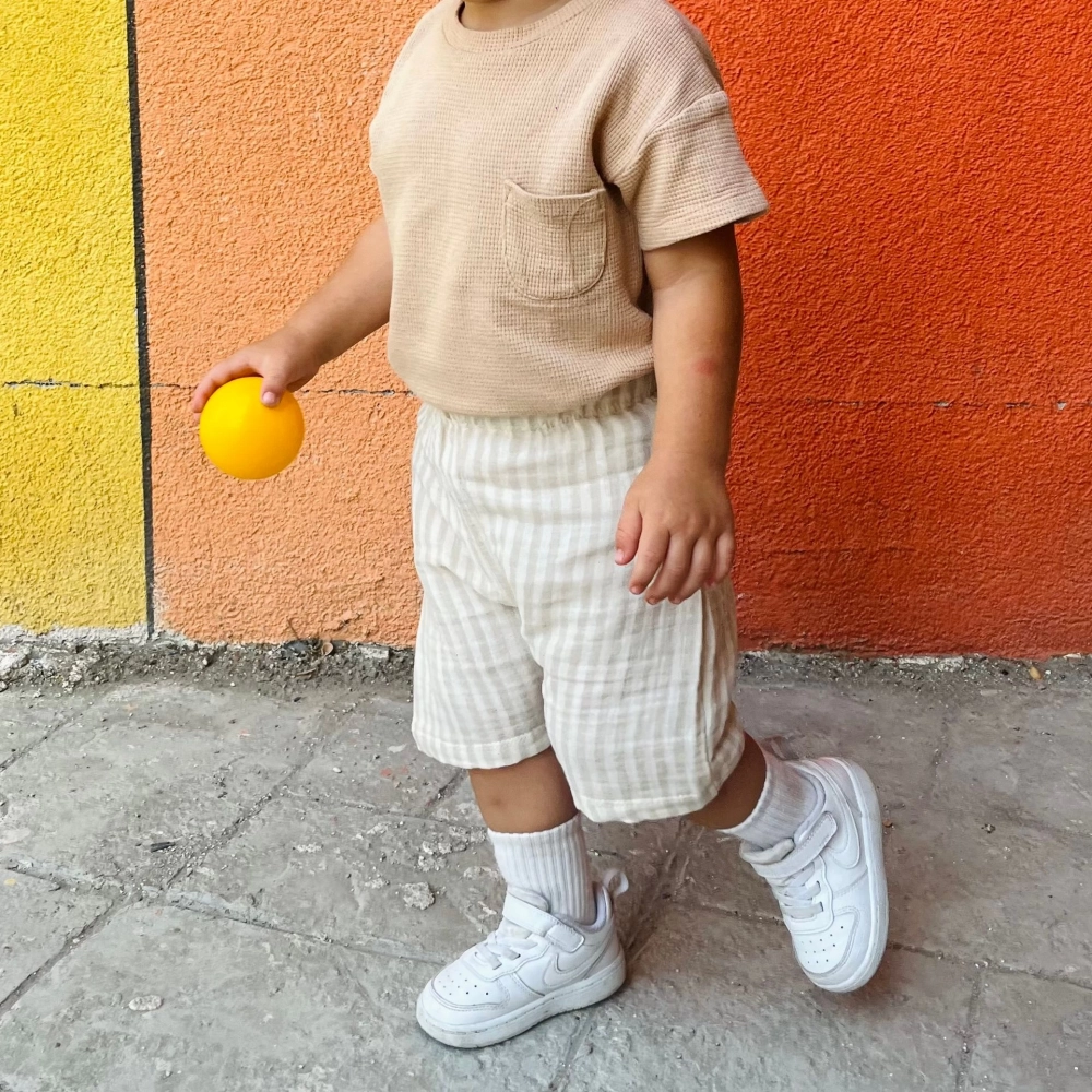 %100 Organik Pamuklu Müslin Çizgili Çocuk Şortu | Bej