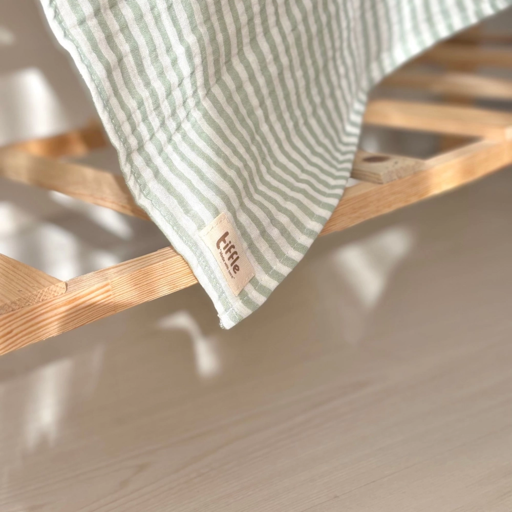 Çizgili Çift Katlı Müslin Bebek Örtüsü | %100 Organik Pamuk | Yeşil çizgili