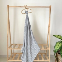 Çizgili Çift Katlı Müslin Bebek Örtüsü | %100 Organik Pamuk | Mavi çizgili