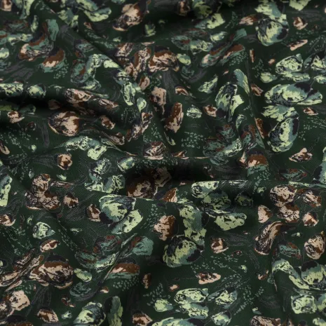Yeşil Orman Yaprakları Desenli Kaşmir Viskon