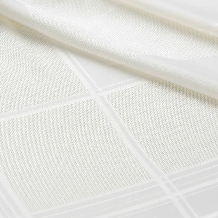 Krem Pano Desen İşlemeli Masa Örtüsü