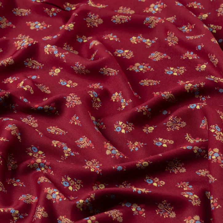 Çiçek Demetli Kırmızı Kaşmir Viskon