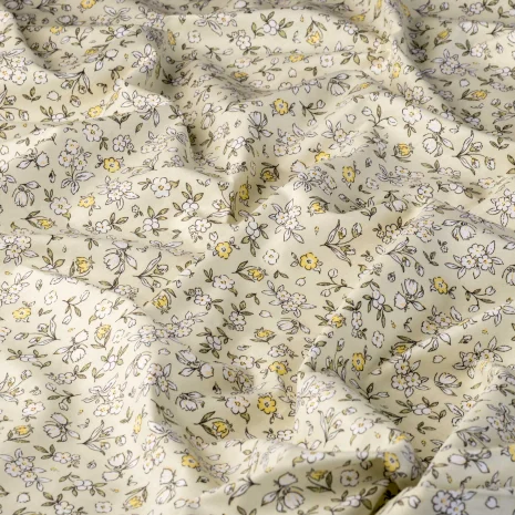 Fildişi Kır Çiçek Desen Poplin Kumaş