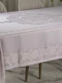 Pembe Pano Desen İşlemeli Masa Örtüsü