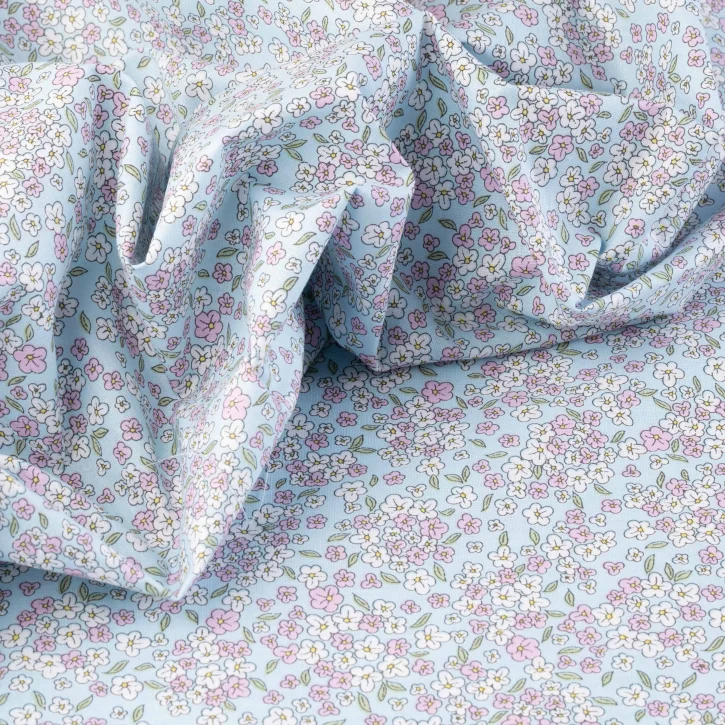 Buz Mavisi Mini Papatya Desenli Poplin Kumaş