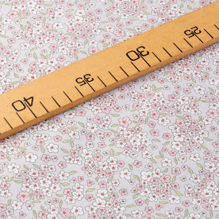 Dumanlı Lila Mini Papatya Desenli Poplin Kumaş