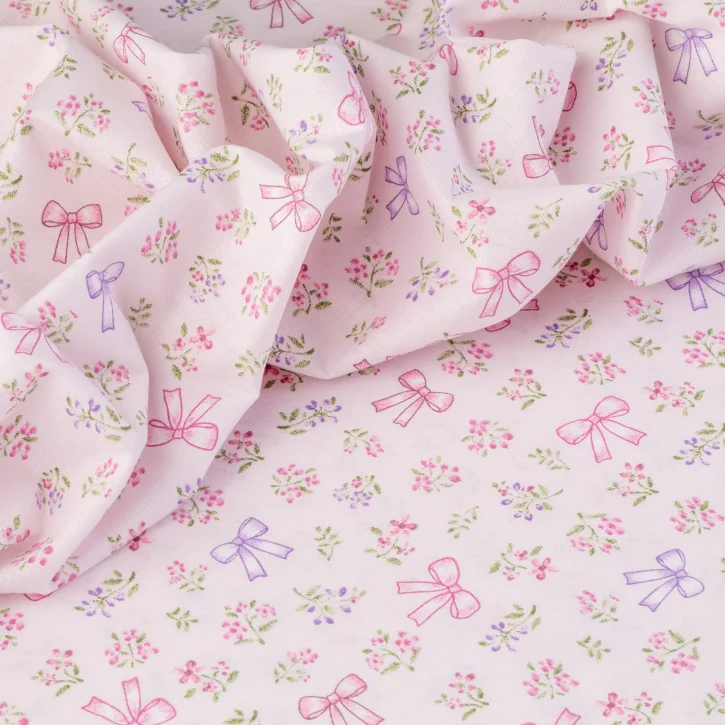 Pembe-Fiyonk Desenli Poplin Kumaş