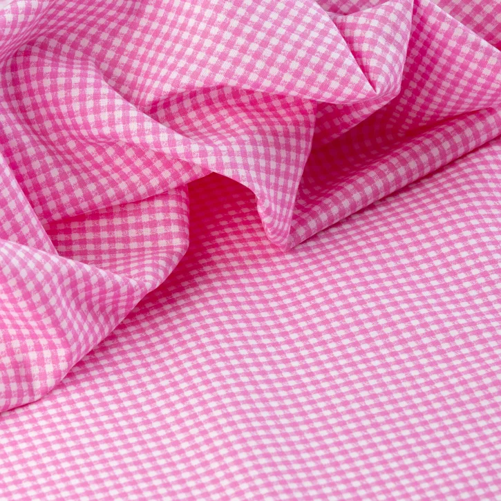 Şeker Pembe Pötikare Desenli Poplin Kumaş